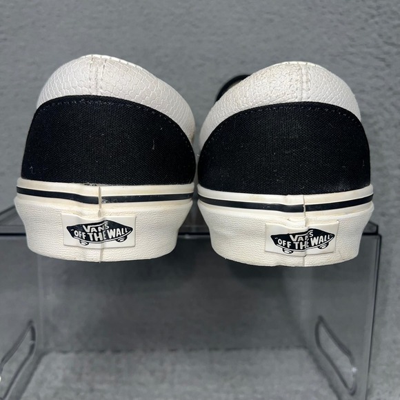 Vans Classic Slip On Shoes Men's Size 11 Black Reptile Rattlesnake 721356 - Picture 5 of 8